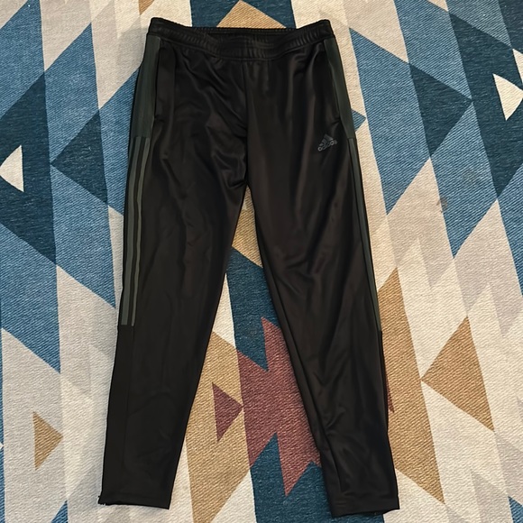 adidas Pants - Women’s black skinny adidas track pant